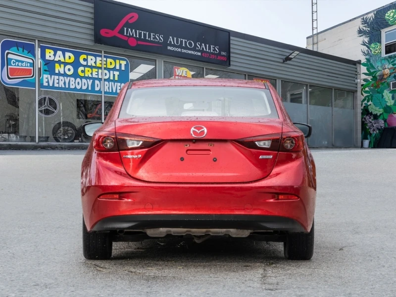 Mazda 3 * 4dr Sdn Auto * CARFAX * БЕЗ ПЪРВОНАЧАЛНА ВНОСКА, снимка 6 - Автомобили и джипове - 52959781