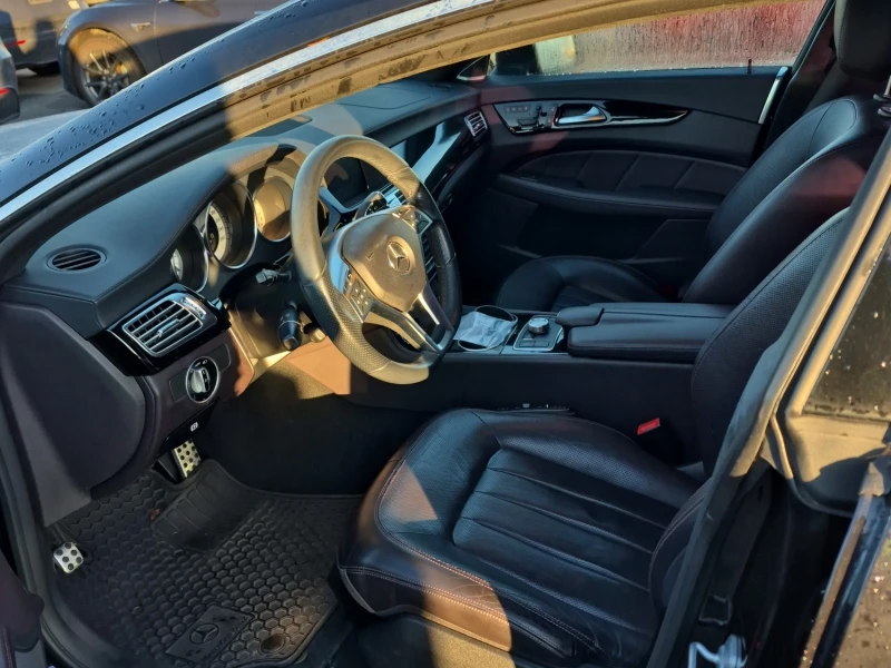 Mercedes-Benz CLS 550 * * CARFAX * * АВТО КРЕДИТ * * , снимка 8 - Автомобили и джипове - 53013898
