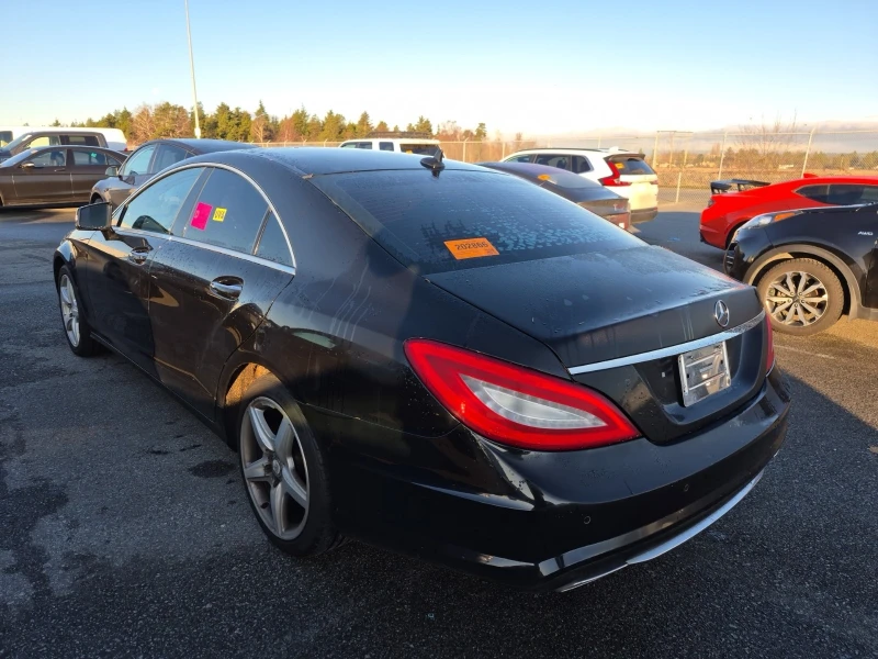Mercedes-Benz CLS 550 * * CARFAX * * АВТО КРЕДИТ * * , снимка 3 - Автомобили и джипове - 53013898