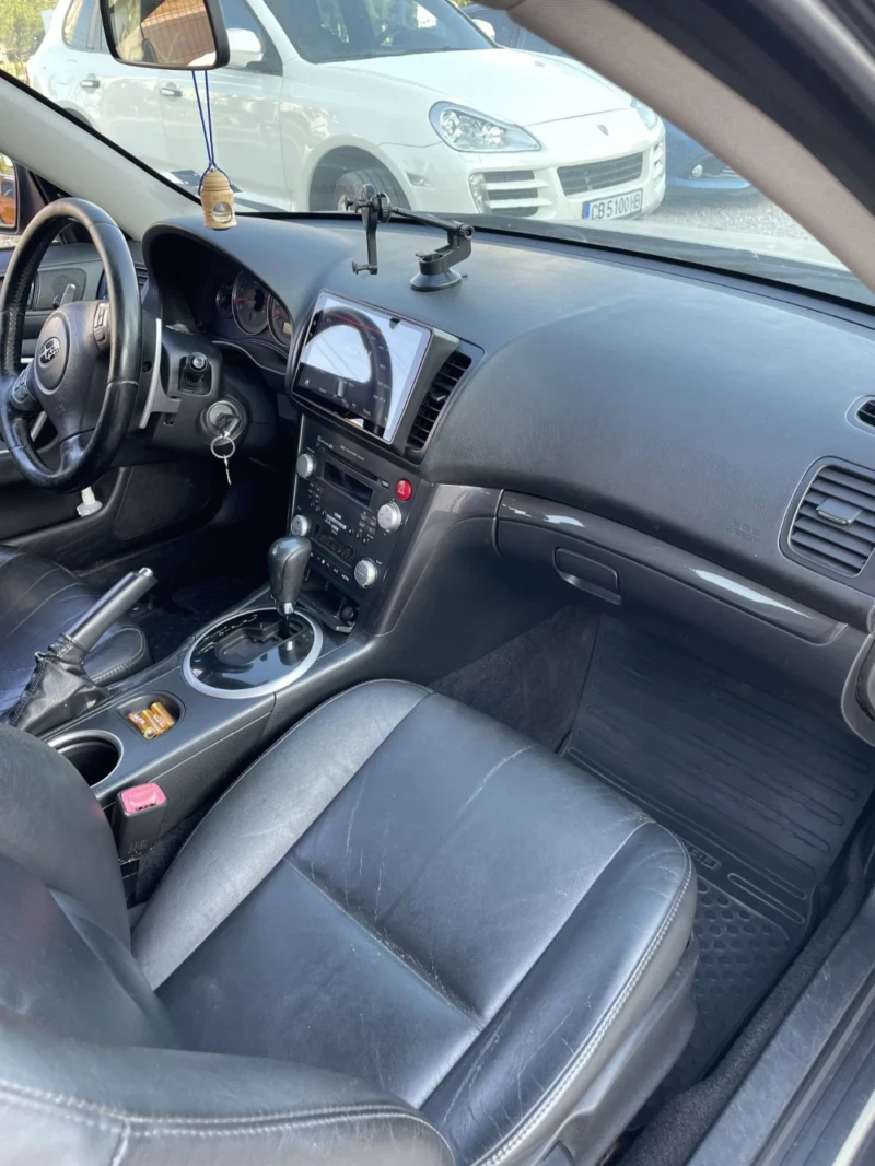 Subaru Outback, снимка 9 - Автомобили и джипове - 53024727