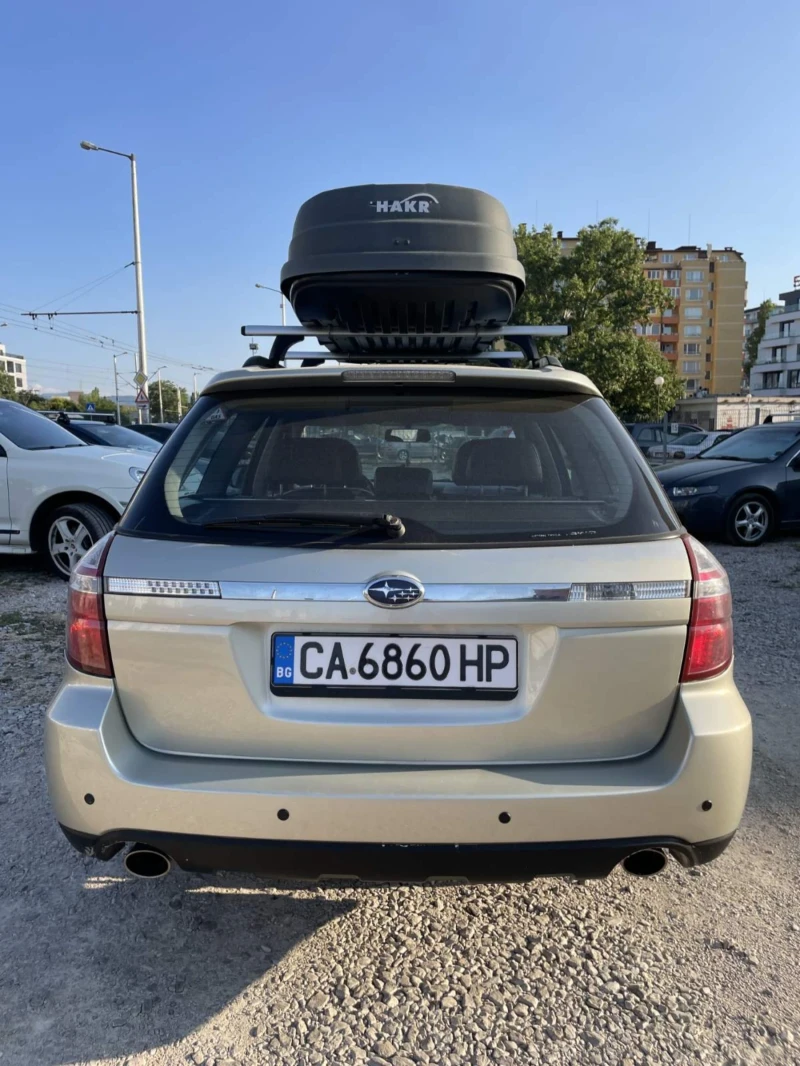 Subaru Outback, снимка 4 - Автомобили и джипове - 53024727
