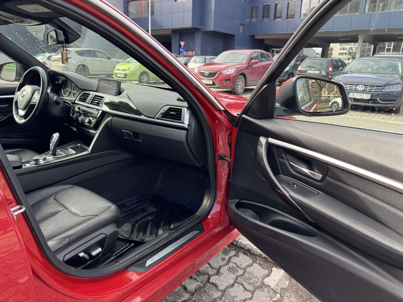 BMW 330  2.0L TwinPower Turbo Inline-4, снимка 7 - Автомобили и джипове - 53441176