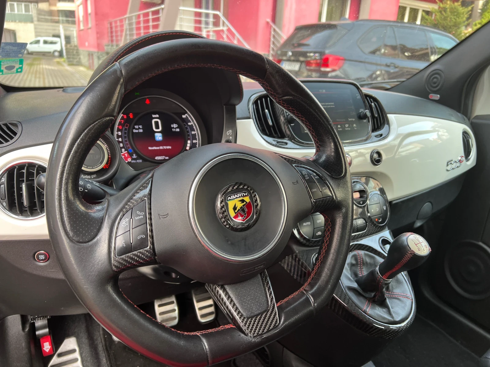 Abarth 595 PISTA 595 CABRIO NAVI BEATS EVRO 6 61 000 КM!! - изображение 6