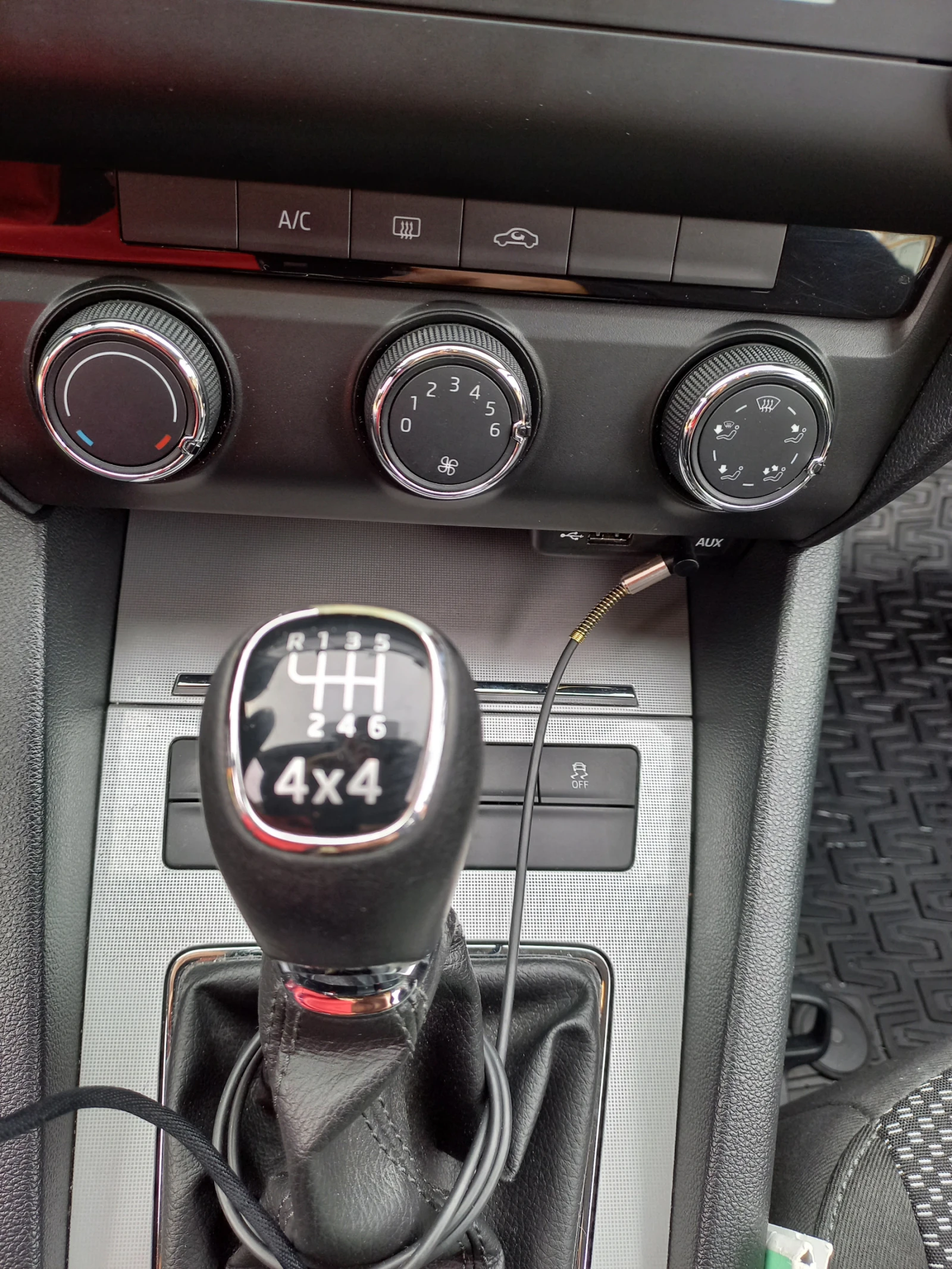 Skoda Octavia, снимка 12 - Автомобили и джипове - 54182590