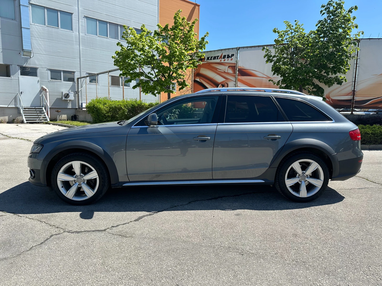 Audi A4 Allroad 3.0d 239 к.с. Quattro  - изображение 2