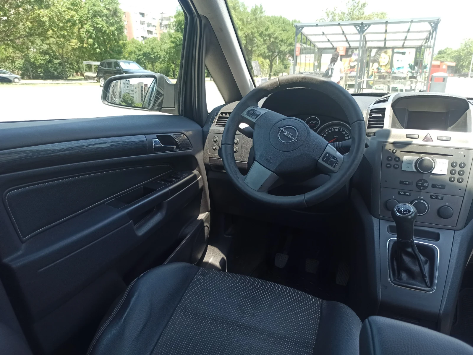Opel Zafira B - изображение 7