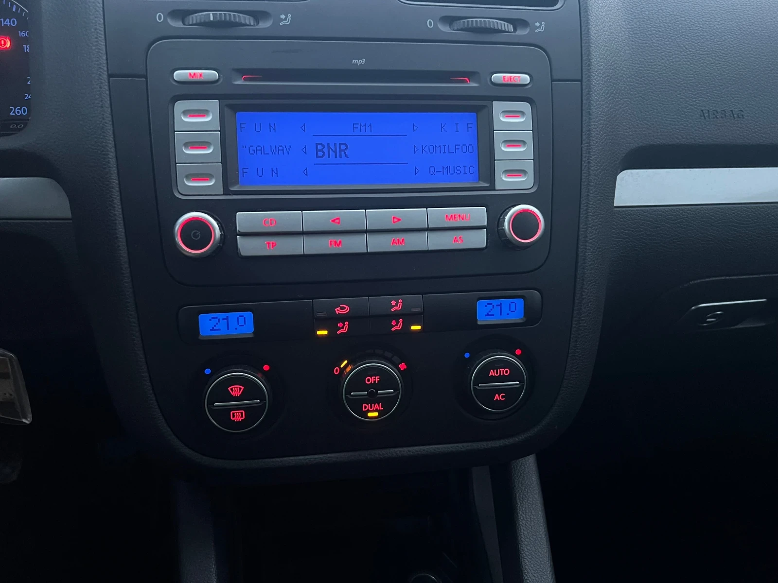 VW Golf  - изображение 7