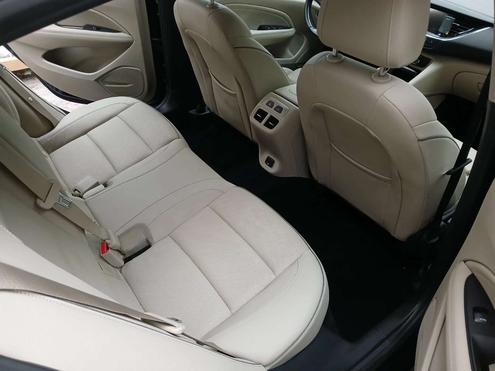 Opel Insignia  - изображение 9