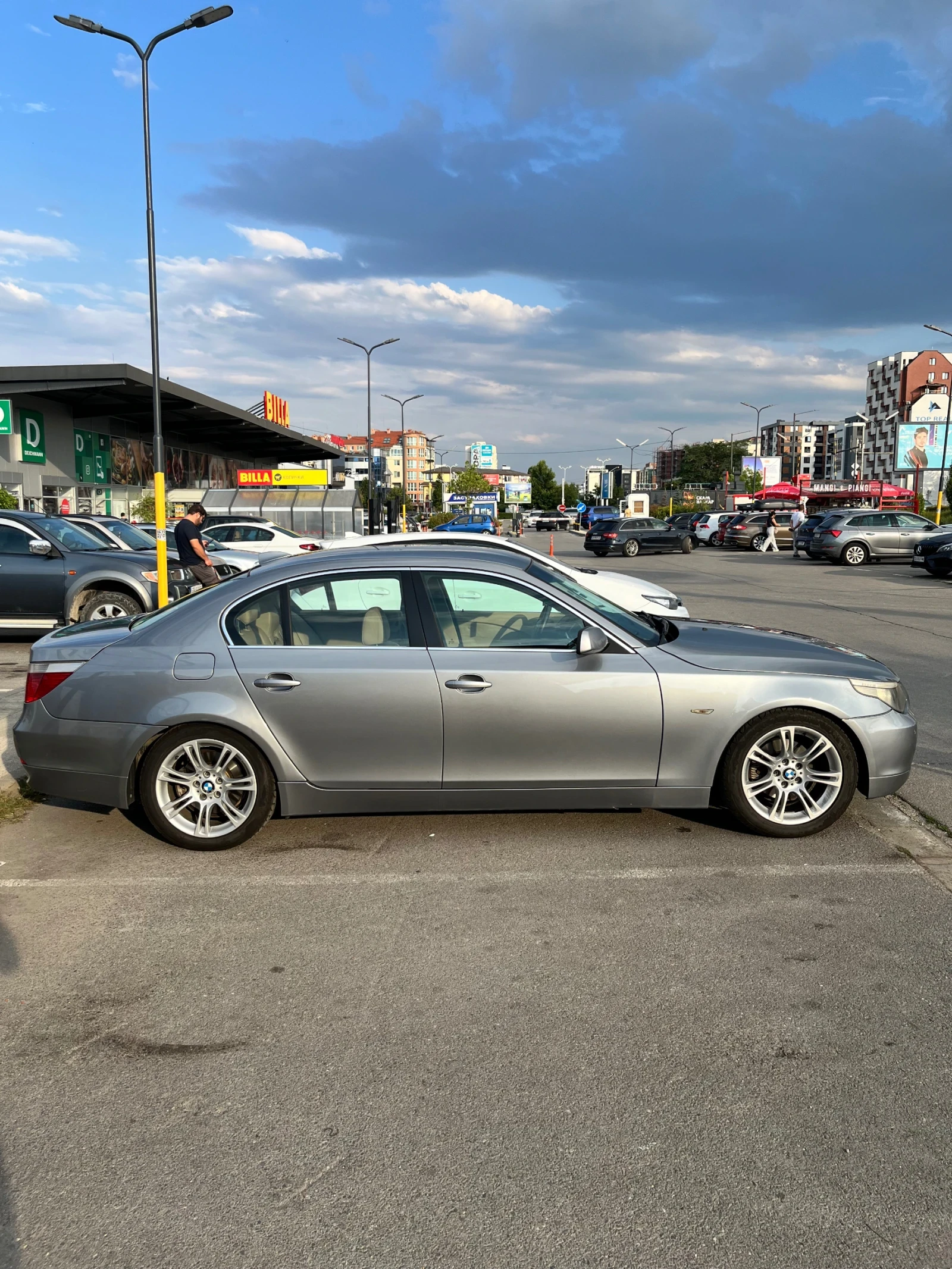 BMW 523  - изображение 4