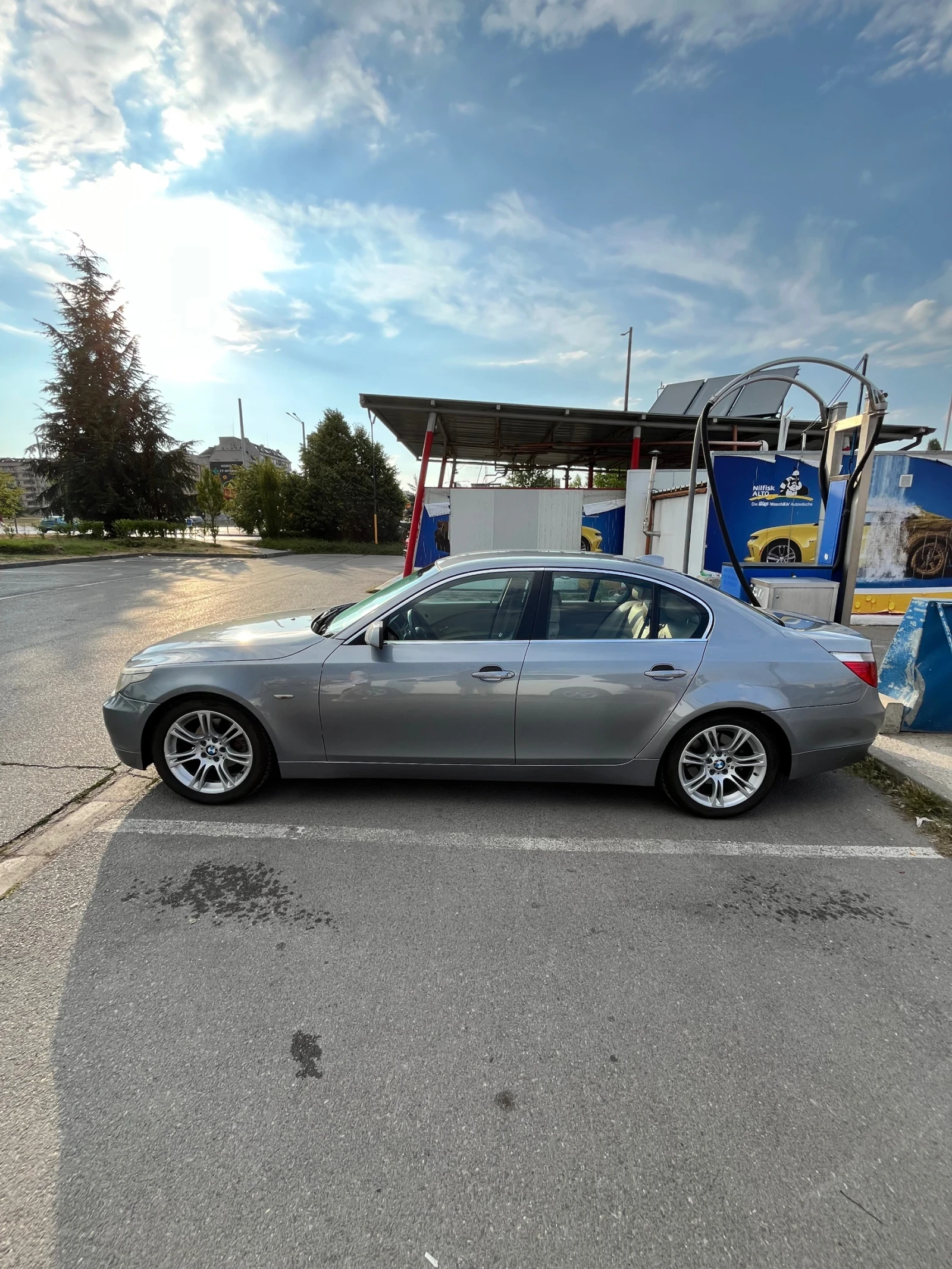 BMW 523  - изображение 3