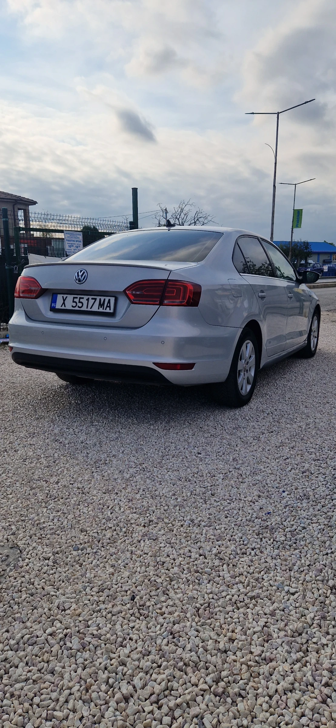 VW Jetta 1.4i-170к.с. ХИБРИД - изображение 5