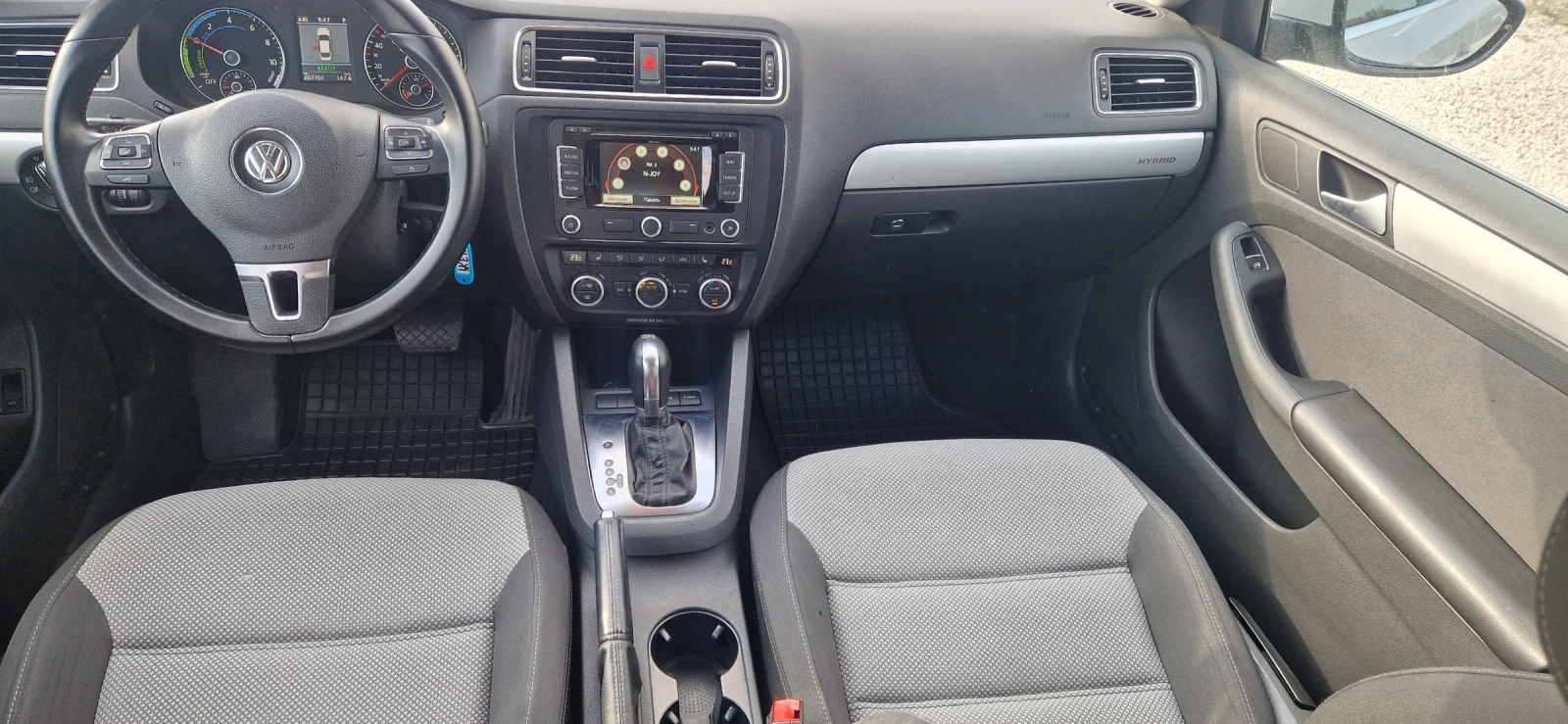 VW Jetta 1.4i-170к.с. ХИБРИД - изображение 7