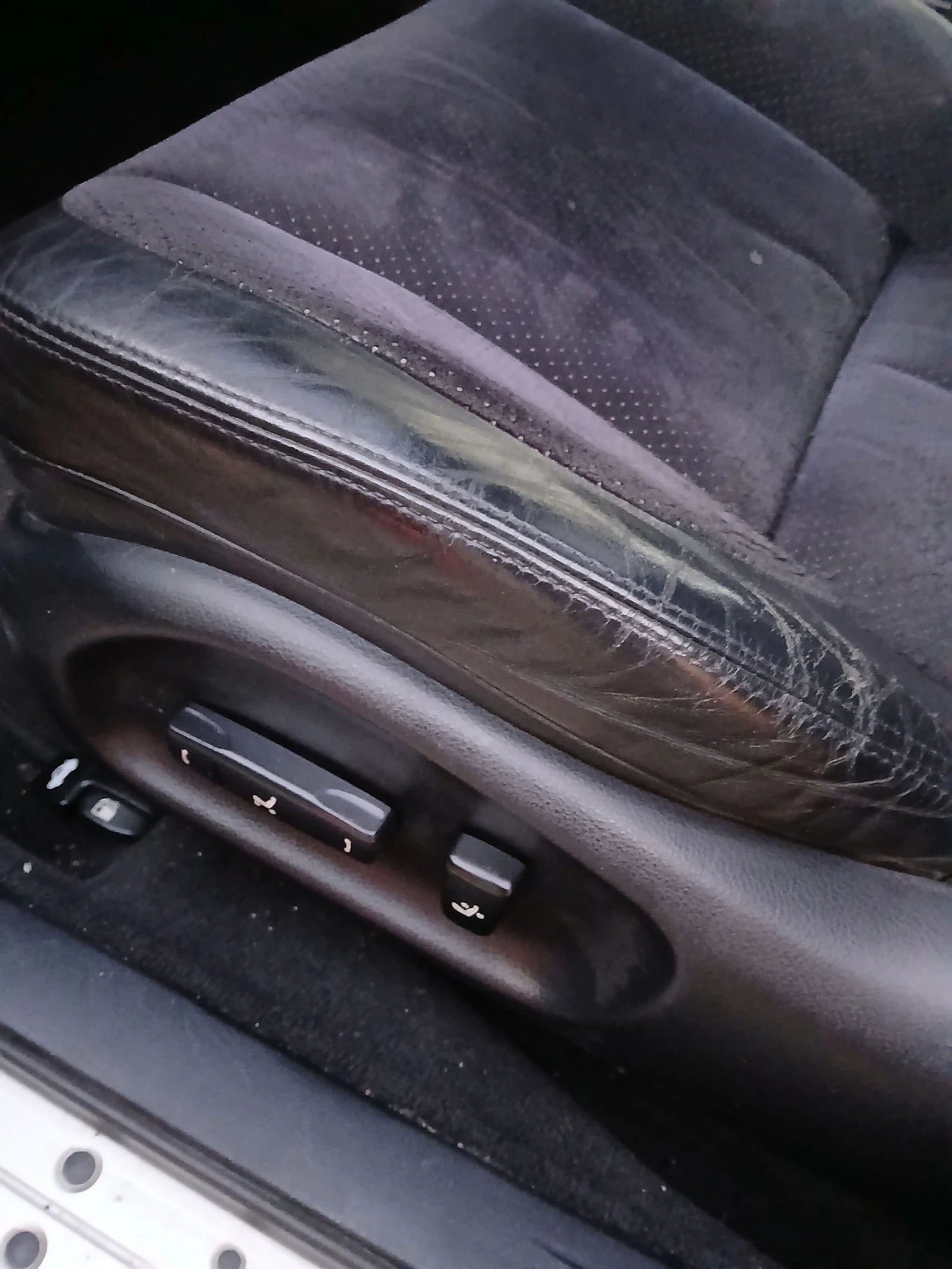 Lexus IS 200  - изображение 8