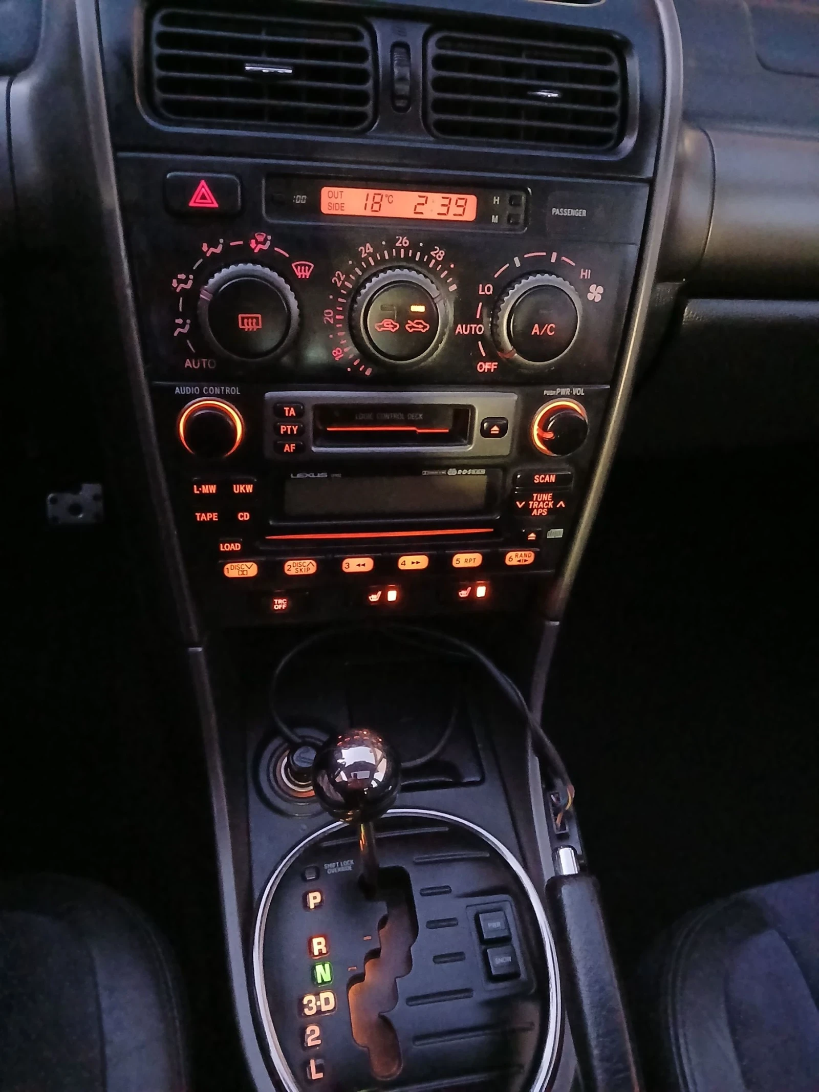 Lexus IS 200 | Mobile.bg � ����������� 12