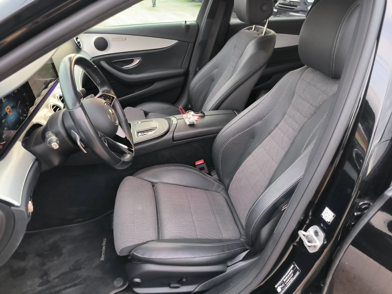 Mercedes-Benz E 400 4-Matic-Navi-Kameri-Euro-6D | Mobile.bg   15