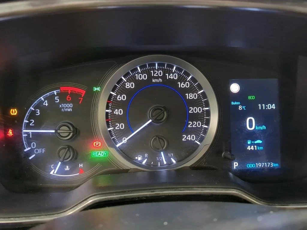 Toyota Corolla 1.8 Hybrid Comfort  - изображение 5