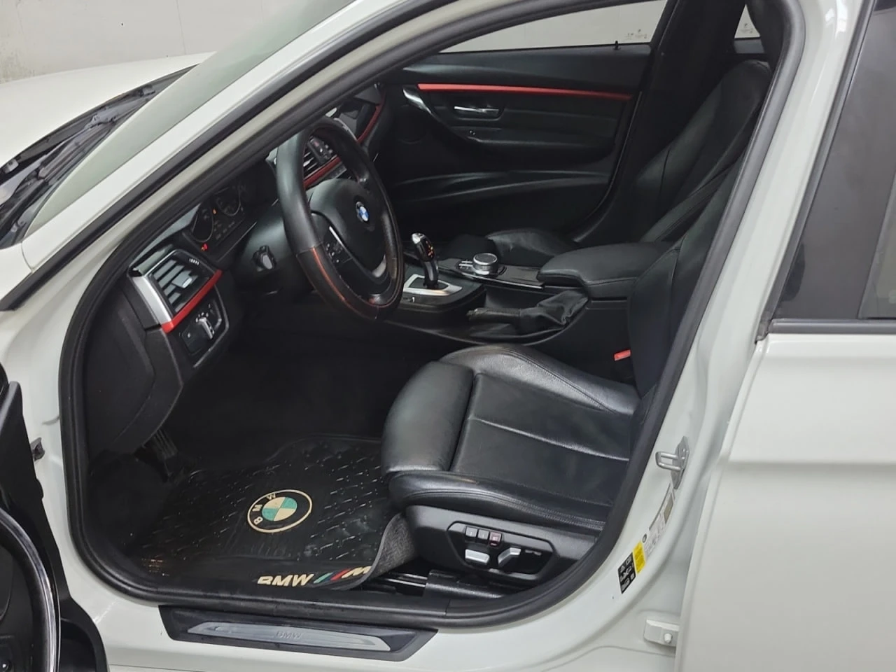 BMW 330 * 330I XDRIVE * CARFAX * ЦЕНА ДО БГ - изображение 7