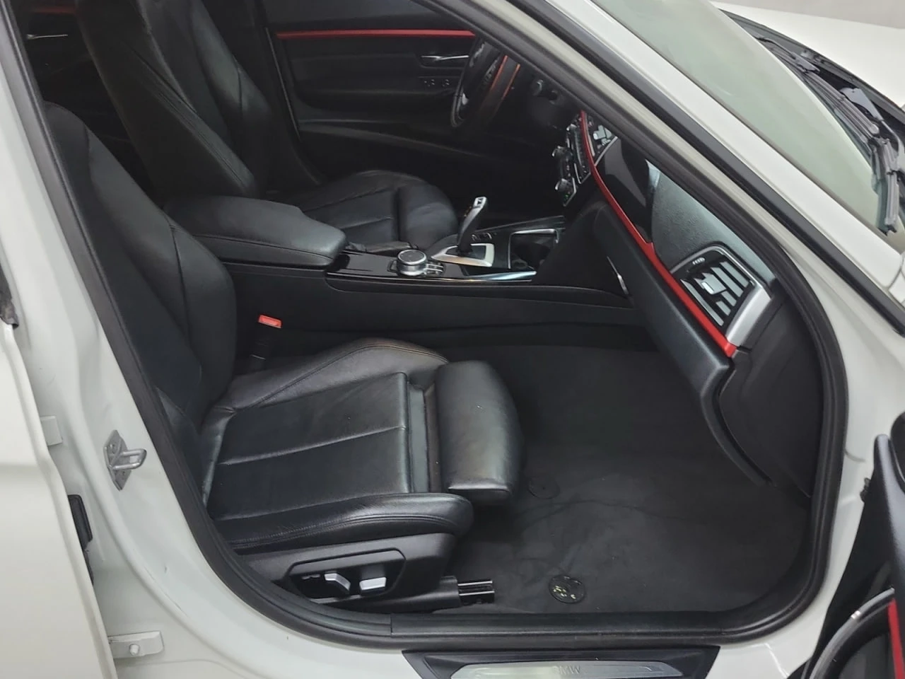 BMW 330 * 330I XDRIVE * CARFAX * ���� �� �� | Mobile.bg � ����������� 12