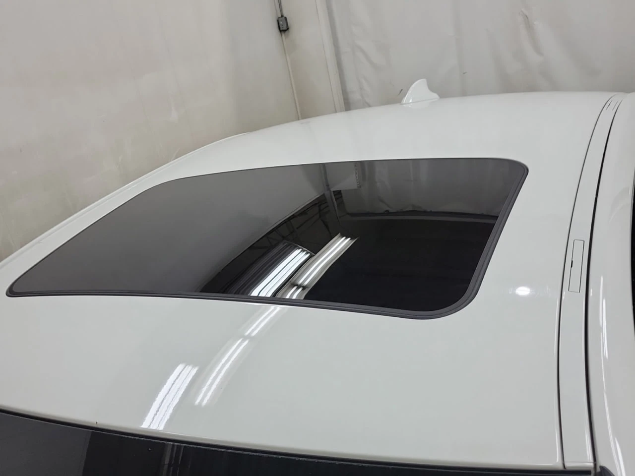 BMW 330 * 330I XDRIVE * CARFAX * ���� �� �� | Mobile.bg � ����������� 16