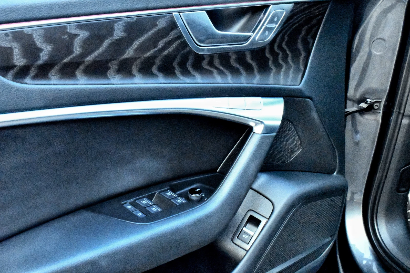 Audi A6 AVANT* 50TDI* S-Line* Matrix* ����.����.*  | Mobile.bg � ����������� 11