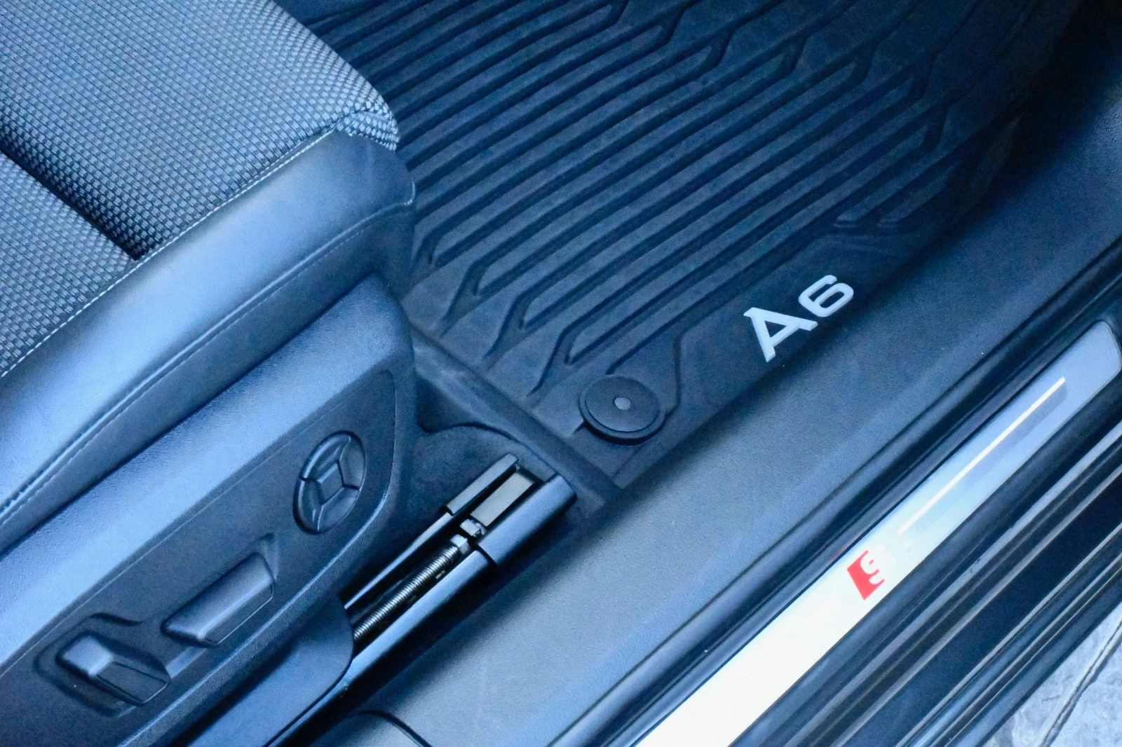 Audi A6 AVANT* 50TDI* S-Line* Matrix* ����.����.*  | Mobile.bg � ����������� 15