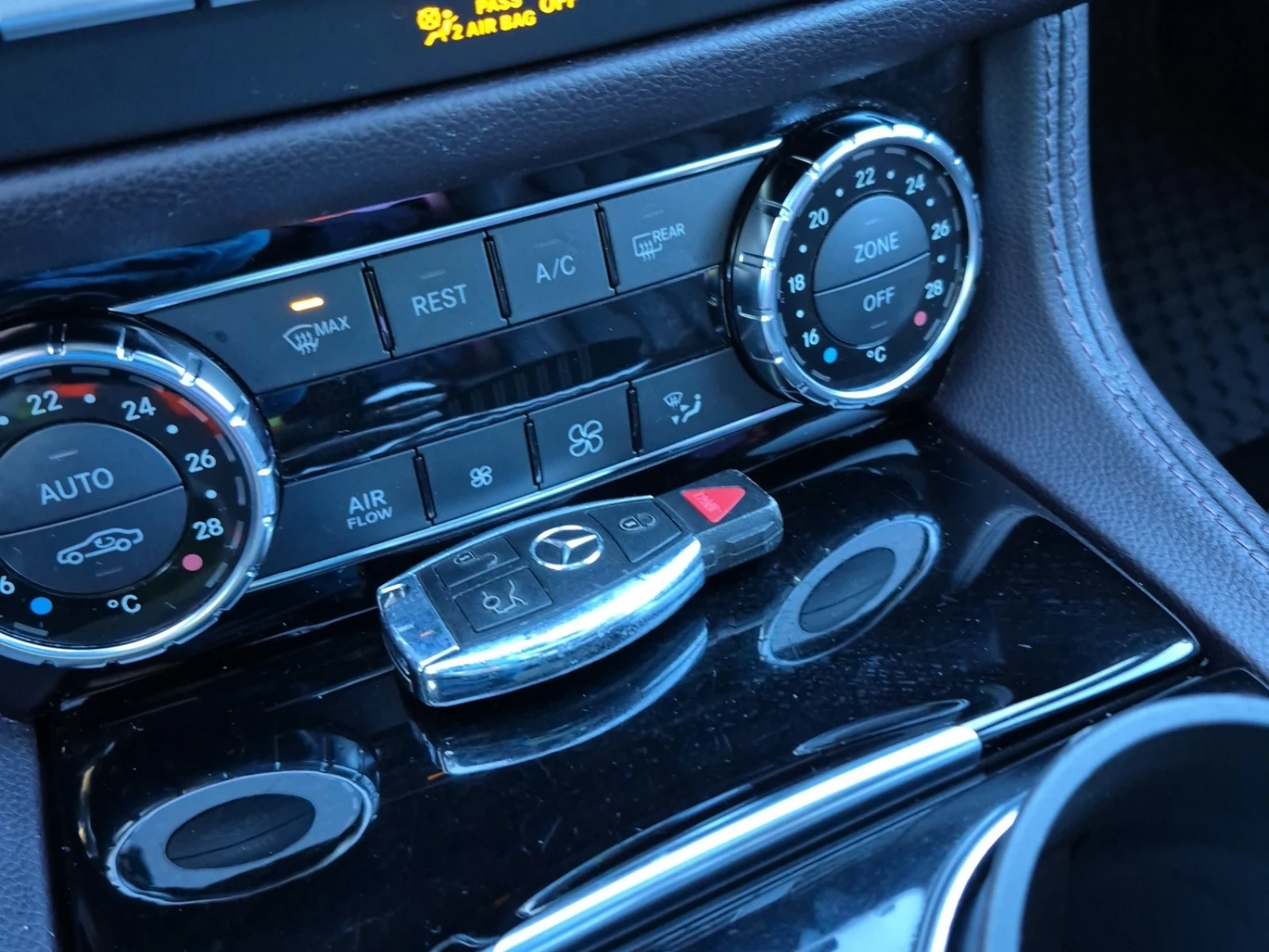 Mercedes-Benz CLS 550 * * CARFAX * * ���� ������ * *  | Mobile.bg � ����������� 12