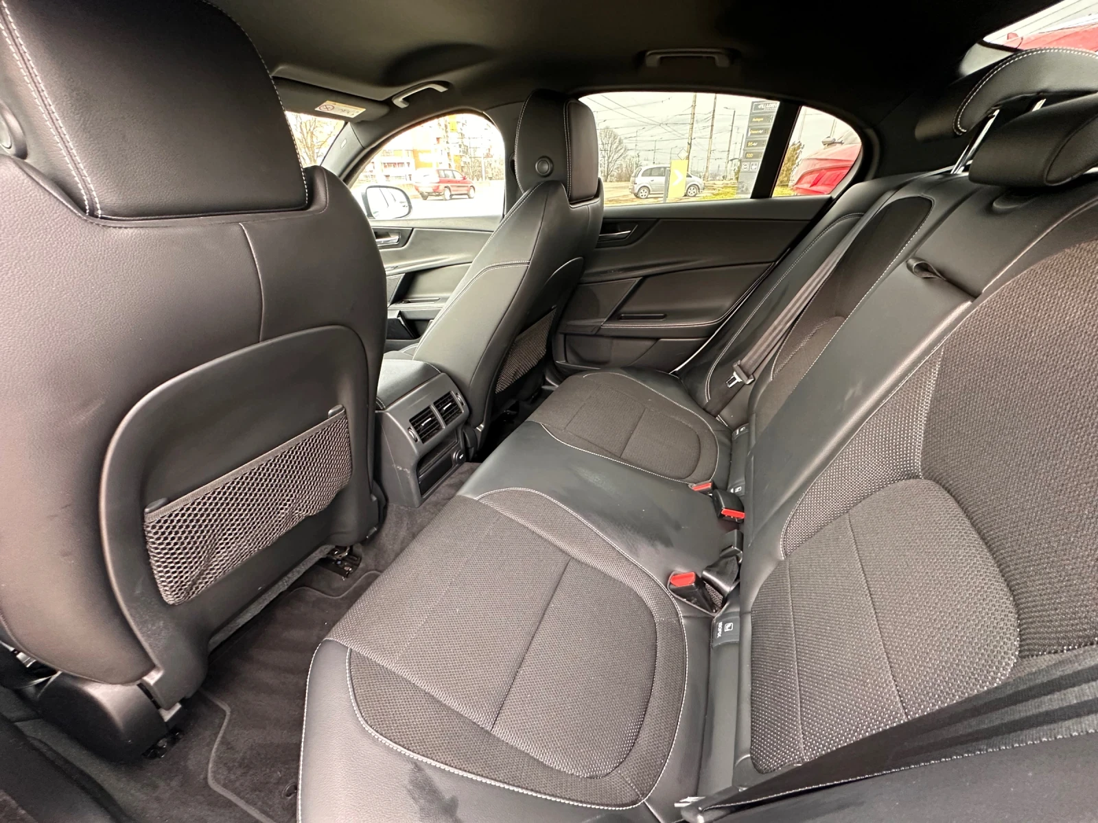 Jaguar XE 4x4 | Mobile.bg � ����������� 14