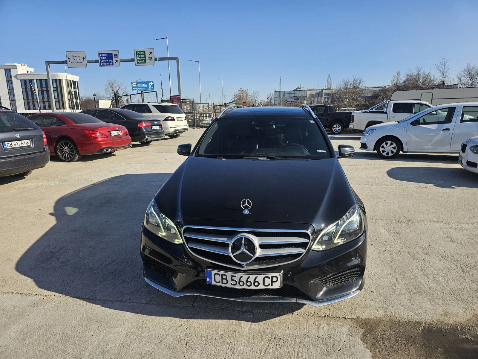 Mercedes-Benz E 350 9 tronicAMG, Key Go, камера 360, пано - изображение 2