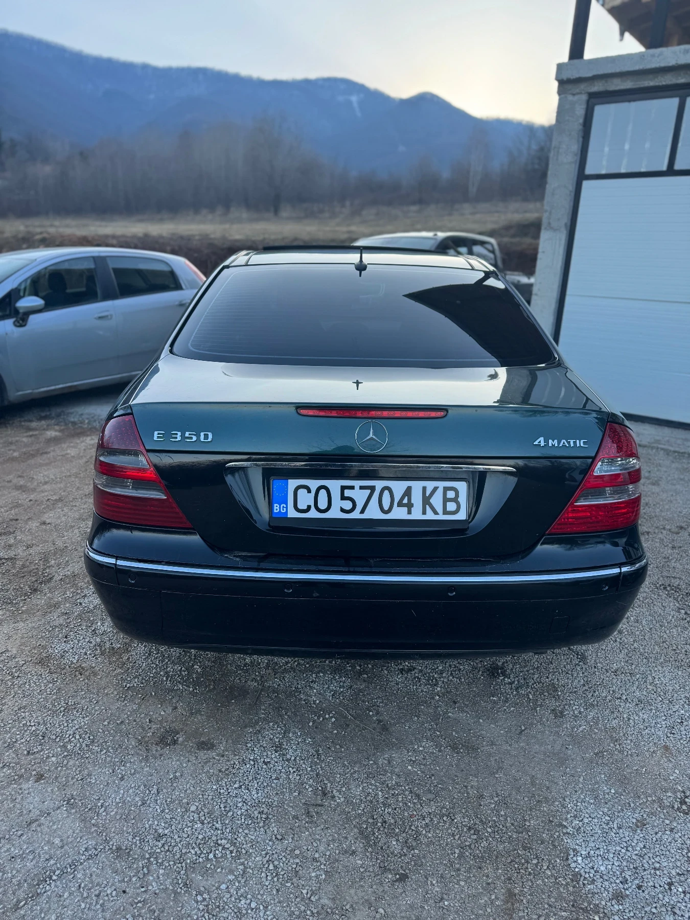 Mercedes-Benz E 350  - изображение 4