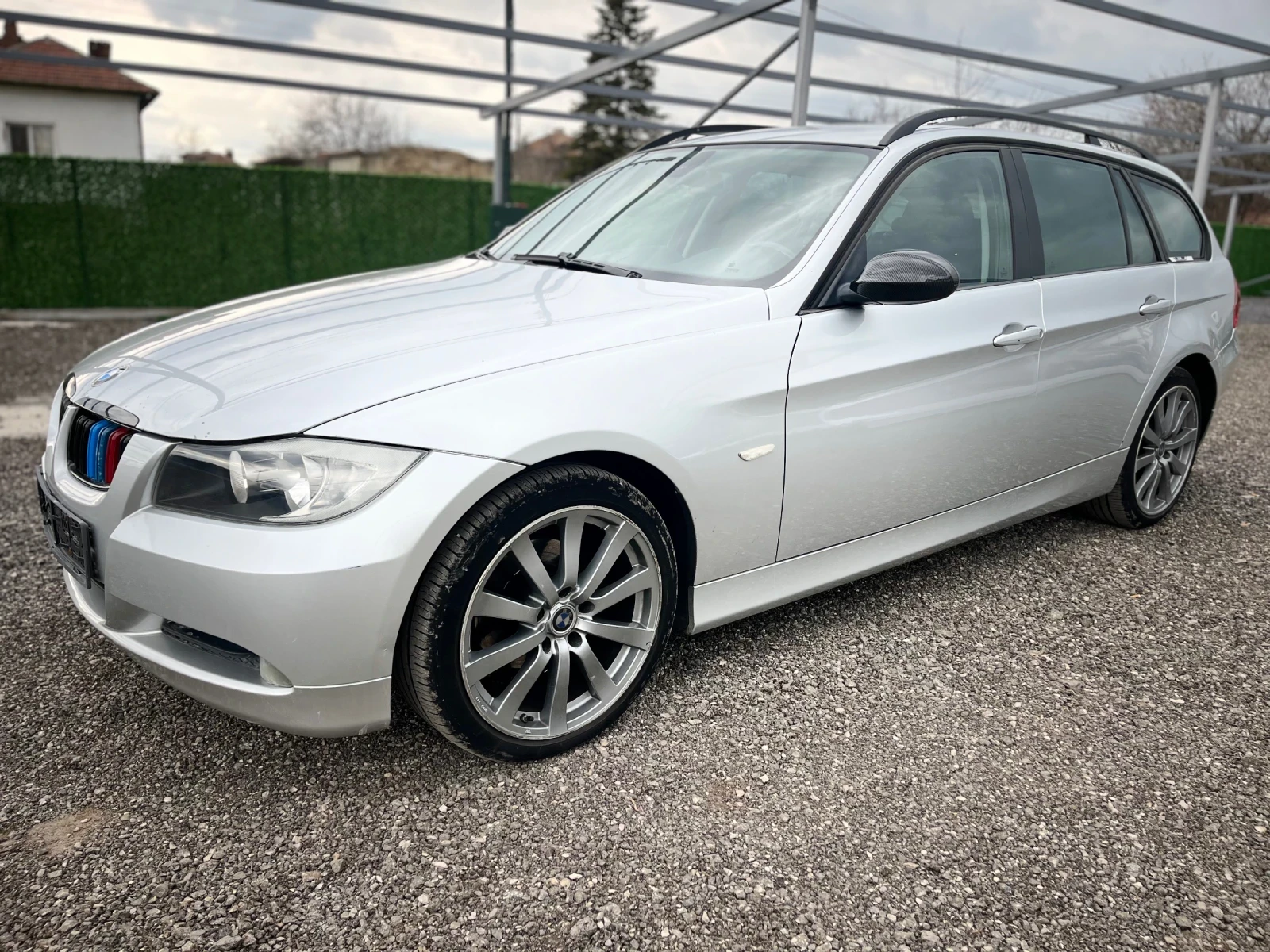 BMW 320 320, снимка 2 - Автомобили и джипове - 53916758
