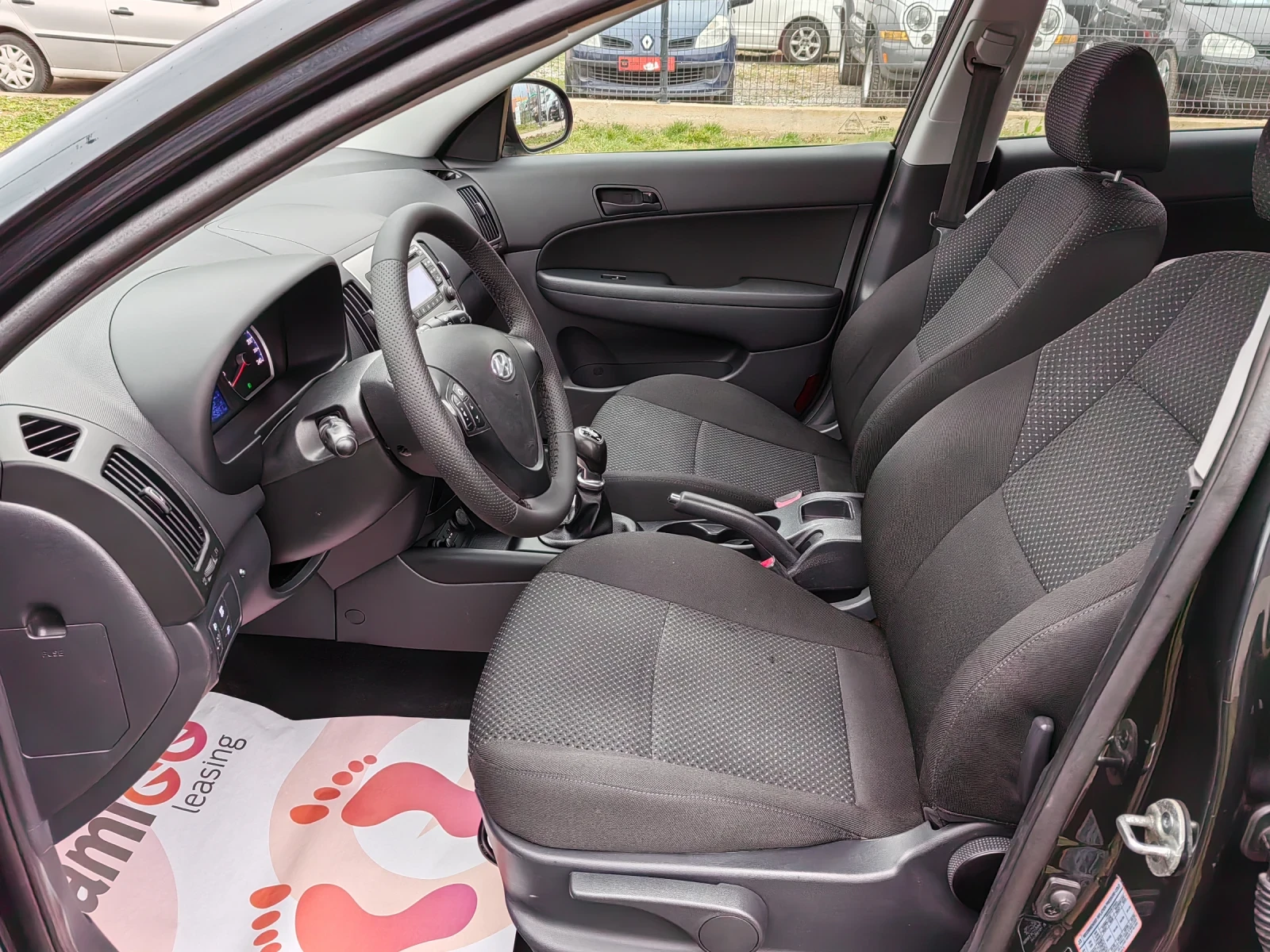 Hyundai I30 1.4i 105ps, снимка 9 - Автомобили и джипове - 53958828