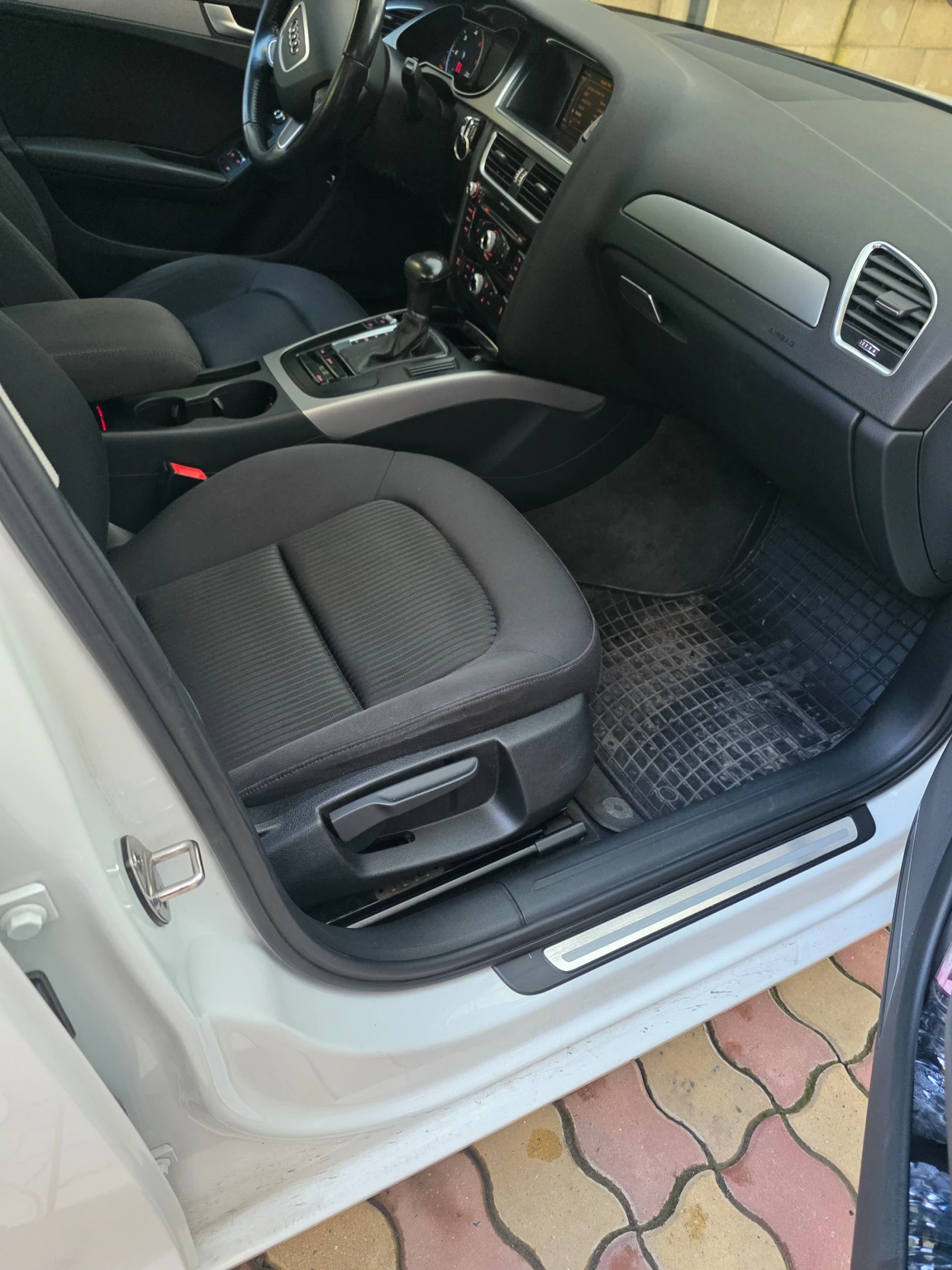 Audi A4, снимка 5 - Автомобили и джипове - 54298400