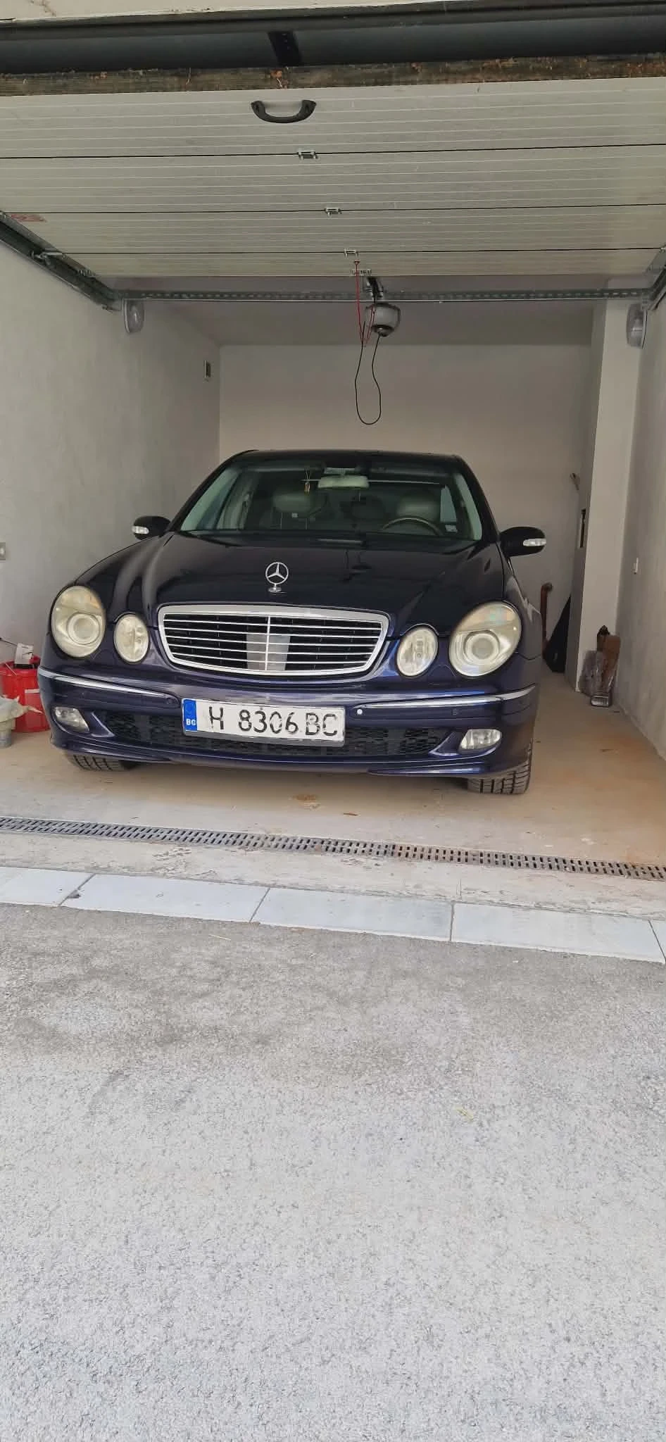 Mercedes-Benz 280, снимка 6 - Автомобили и джипове - 54360499