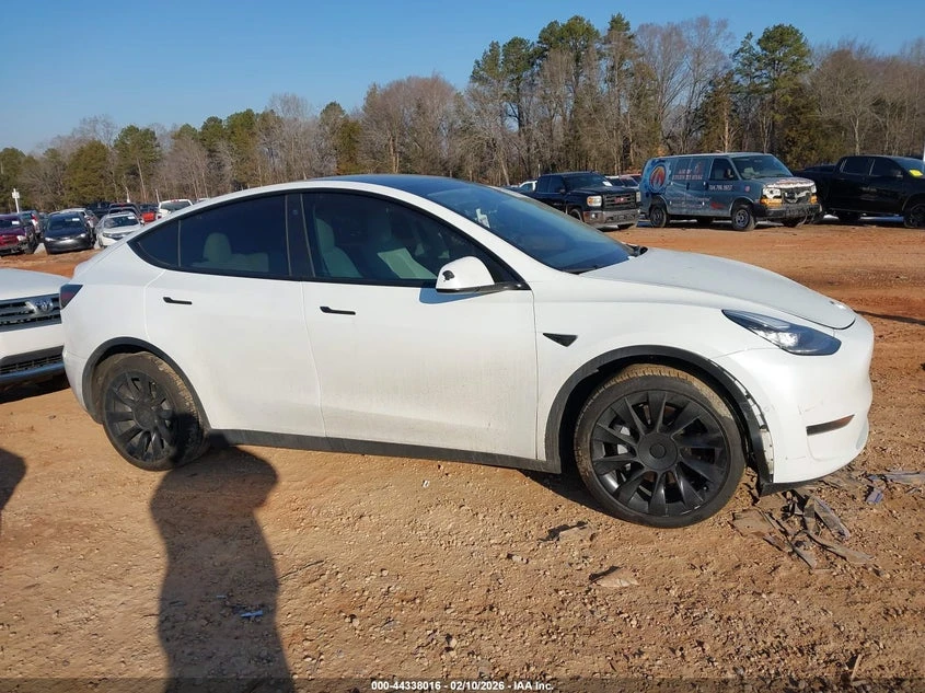 Tesla Model Y Long Range Dual Motor All-Wheel Drive | Mobile.bg � ����������� 13