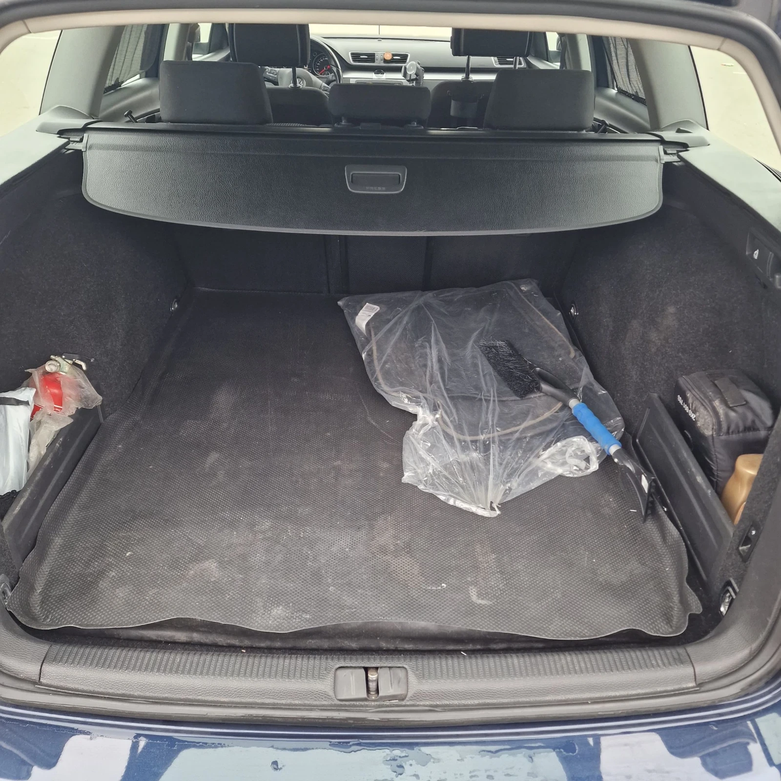 VW Passat Заводски метан, снимка 2 - Автомобили и джипове - 54565382