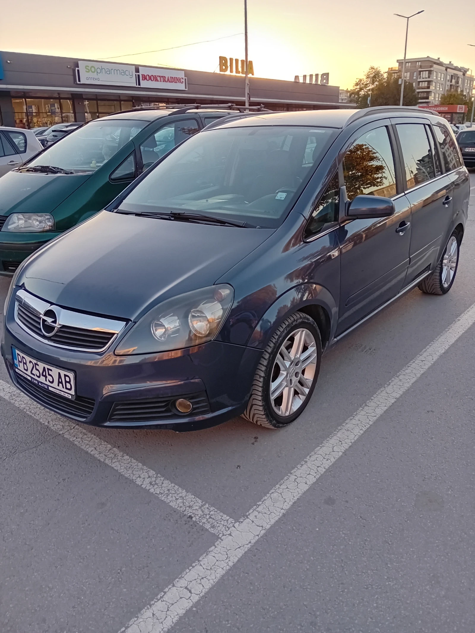 Opel Zafira, снимка 3 - Автомобили и джипове - 54610197