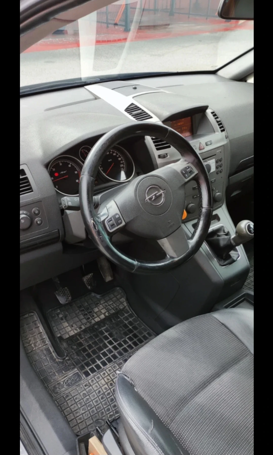 Opel Zafira, снимка 8 - Автомобили и джипове - 54610197
