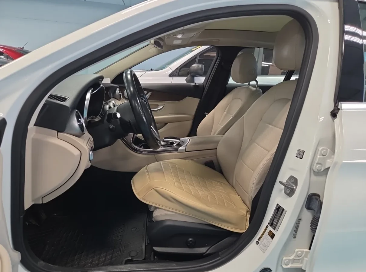 Mercedes-Benz C 300  C300 4Matic, снимка 9 - Автомобили и джипове - 55487128