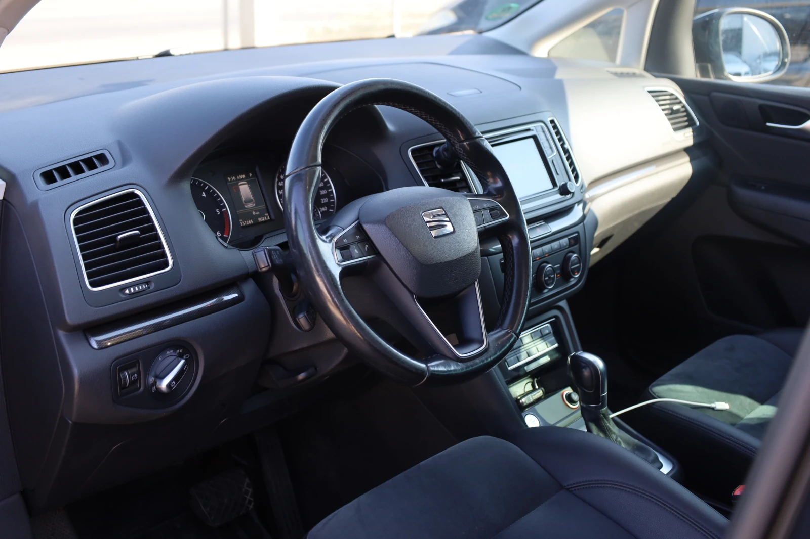 Seat Alhambra, снимка 9 - Автомобили и джипове - 55642205