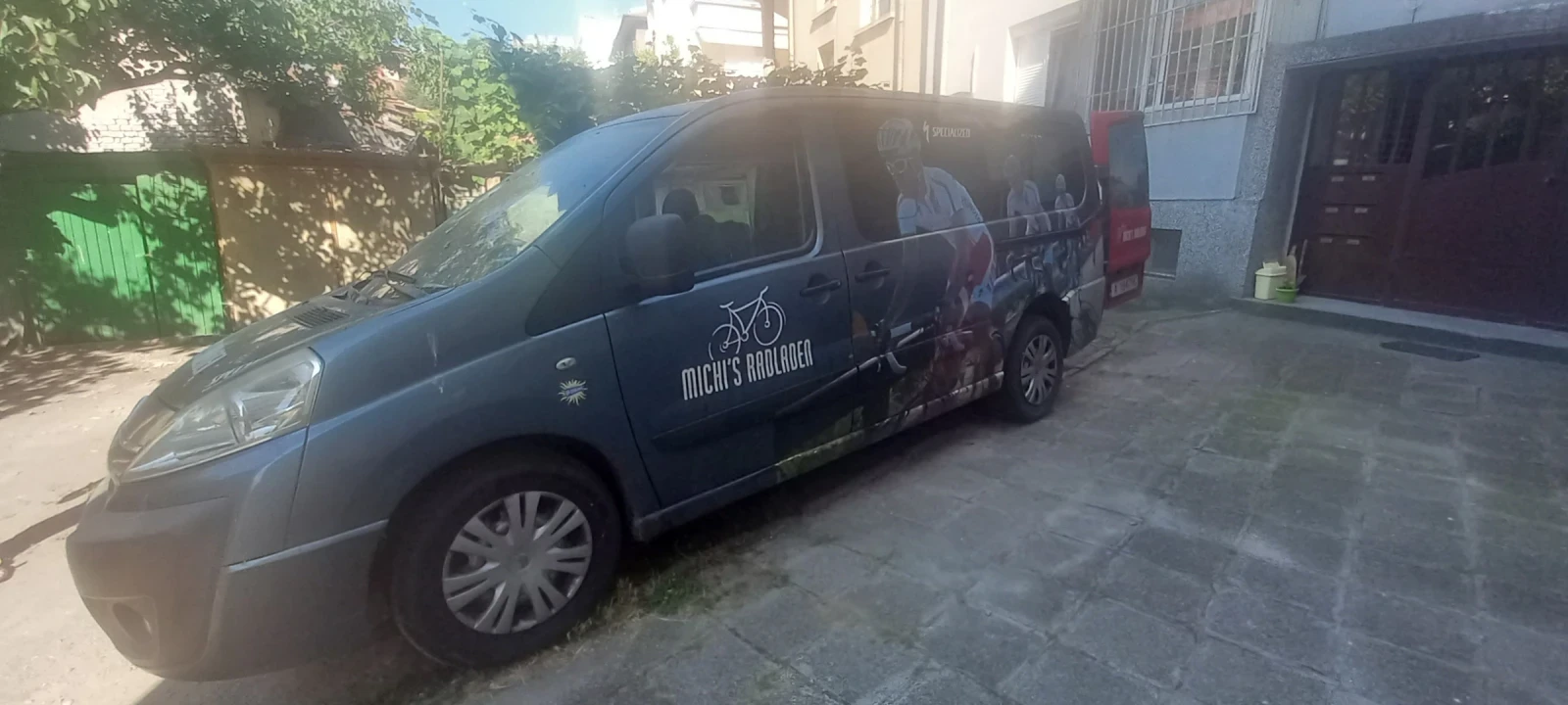 Citroen Jumpy 2.0 Hdi 136 кс 8+ 1, снимка 10 - Автомобили и джипове - 55657643