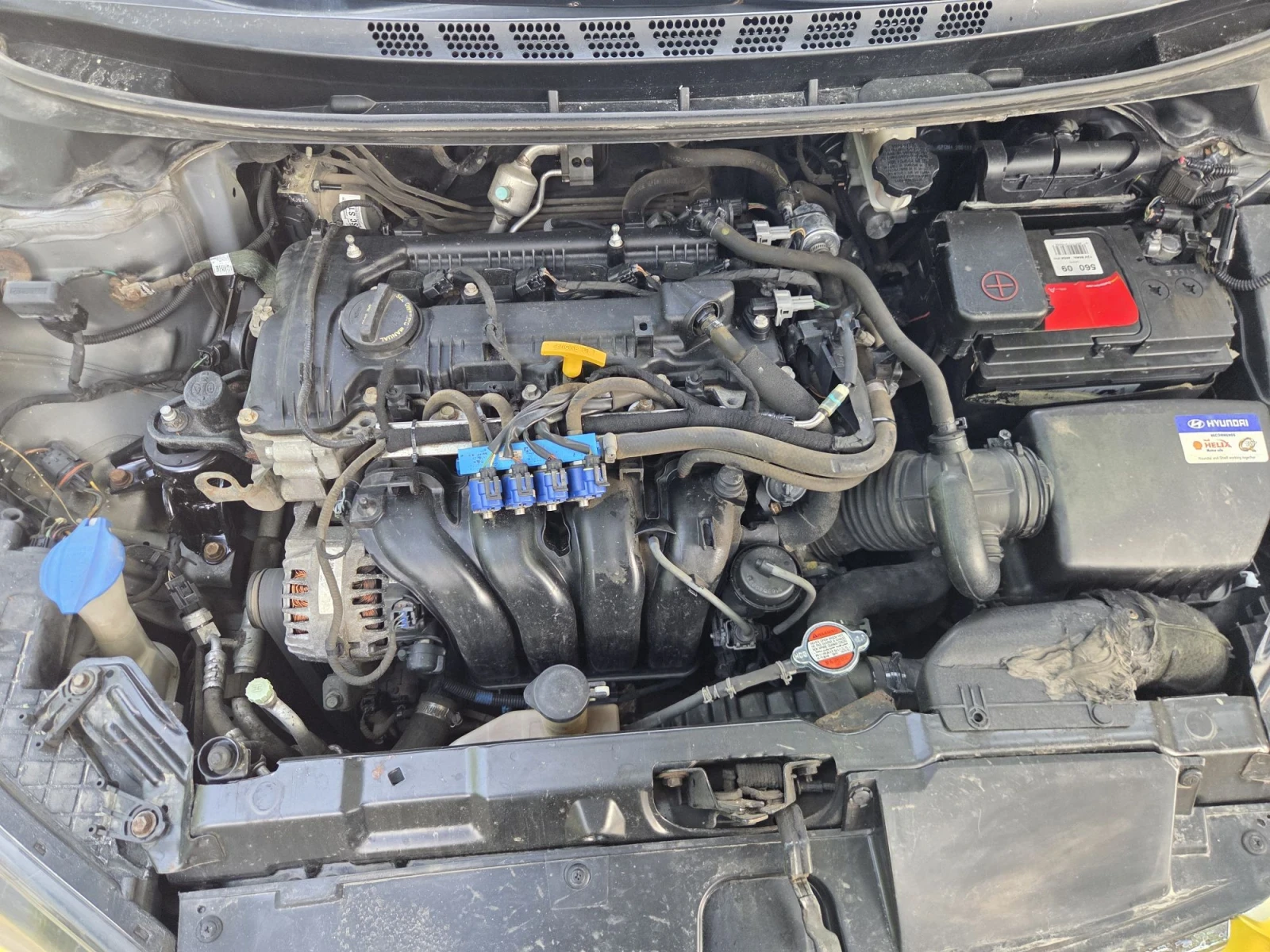 Hyundai Elantra, снимка 13 - Автомобили и джипове - 55661510