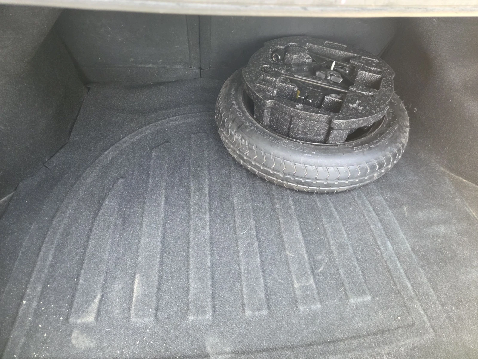 Hyundai Elantra, снимка 14 - Автомобили и джипове - 55661510