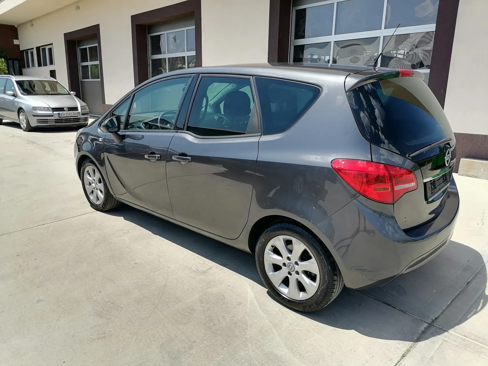 Opel Meriva 1.7CDTI Автоматик, снимка 2 - Автомобили и джипове - 55667025