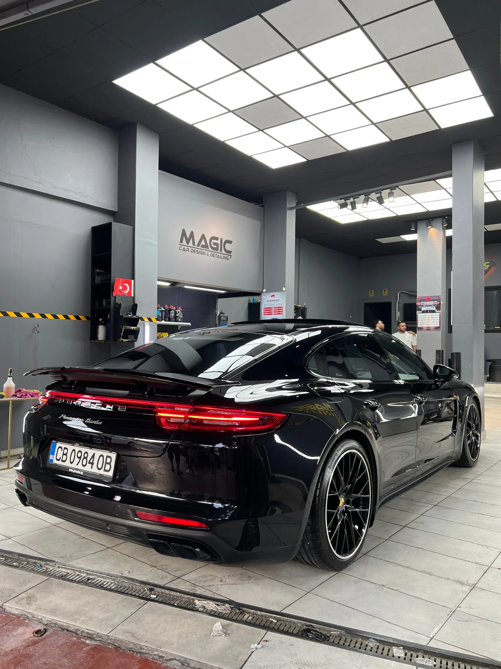 Porsche Panamera Turbo 4.0 V8/Panorama/Bose/Black Line/Downpipes, снимка 2 - Автомобили и джипове - 55743658
