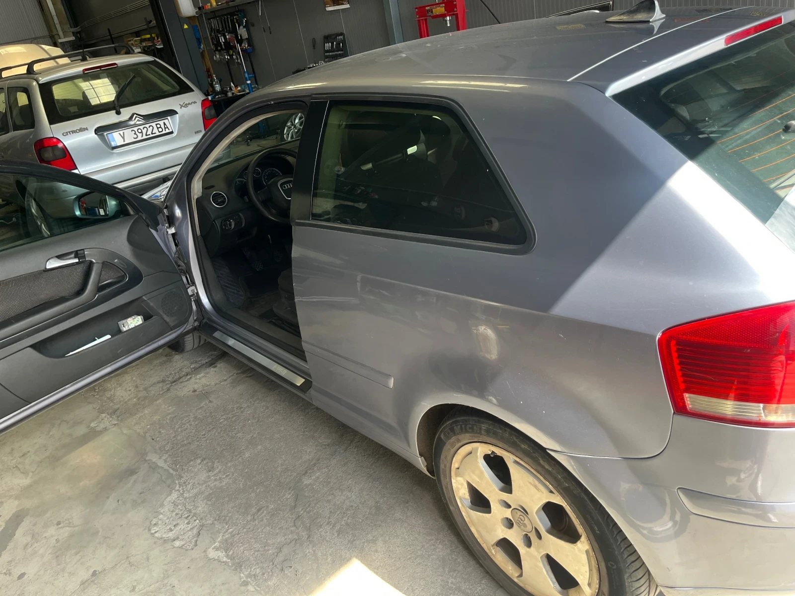 Audi A3 2.0 tdi 140 hp, снимка 8 - Автомобили и джипове - 55947295