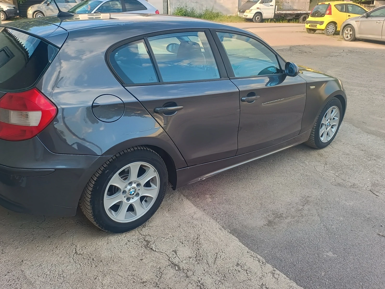 BMW 118 1, 8 бензин, снимка 4 - Автомобили и джипове - 56741641