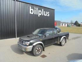 Nissan Navara 2.5 133кс на части, снимка 7