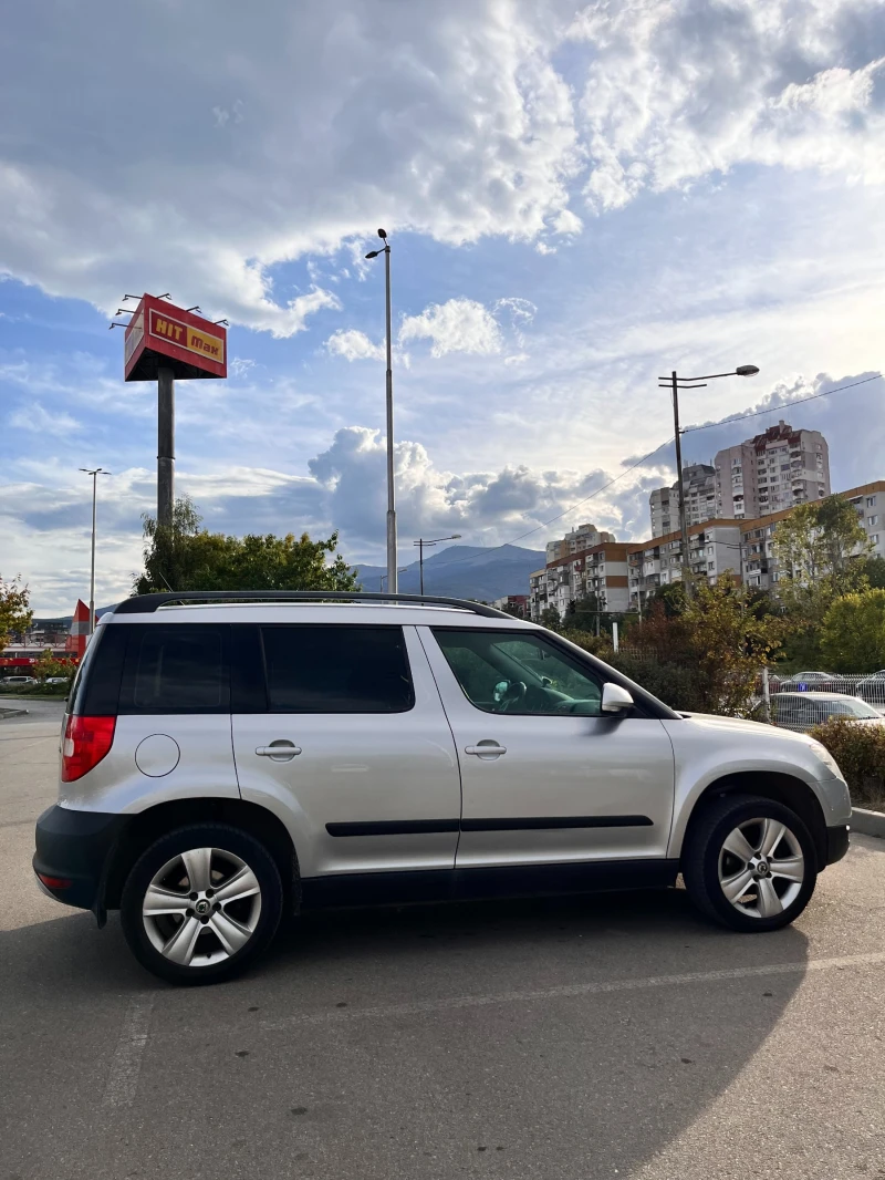 Skoda Yeti, снимка 7 - Автомобили и джипове - 47358619