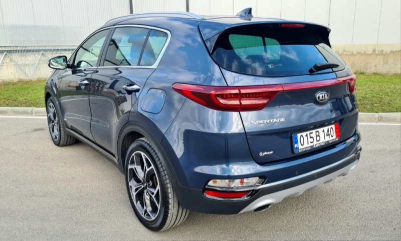 Kia Sportage 1.6 GT-line, снимка 3 - Автомобили и джипове - 47630837