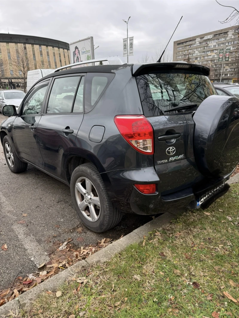 Toyota Rav4, снимка 2 - Автомобили и джипове - 48414424